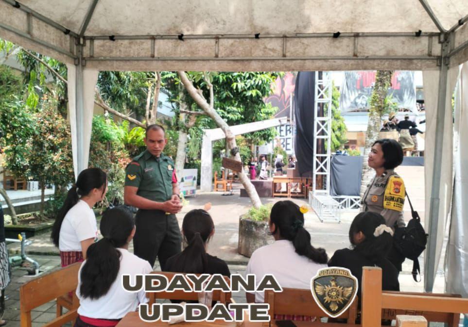 Melalui Pembinaan Wawasan Kebangsaan, Babinsa Dorong Generasi Muda SMA Negeri 1 Bangli Jadi Pelajar Berkarakter