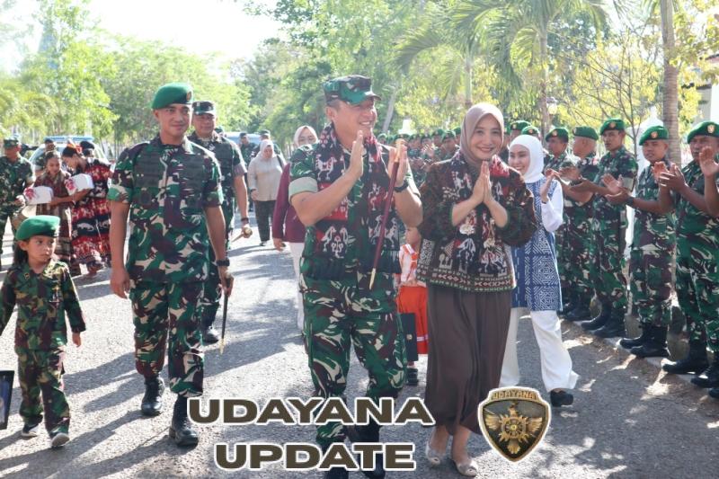 Pangdam IX/Udayana Disambut Meriah dengan Tarian Adat di Makodim 1601/Sumba Timur