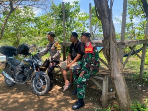 Aparat TNI Polri Di Desa Bunga Mekar gencarkan Patroli Di Obyek Wisata