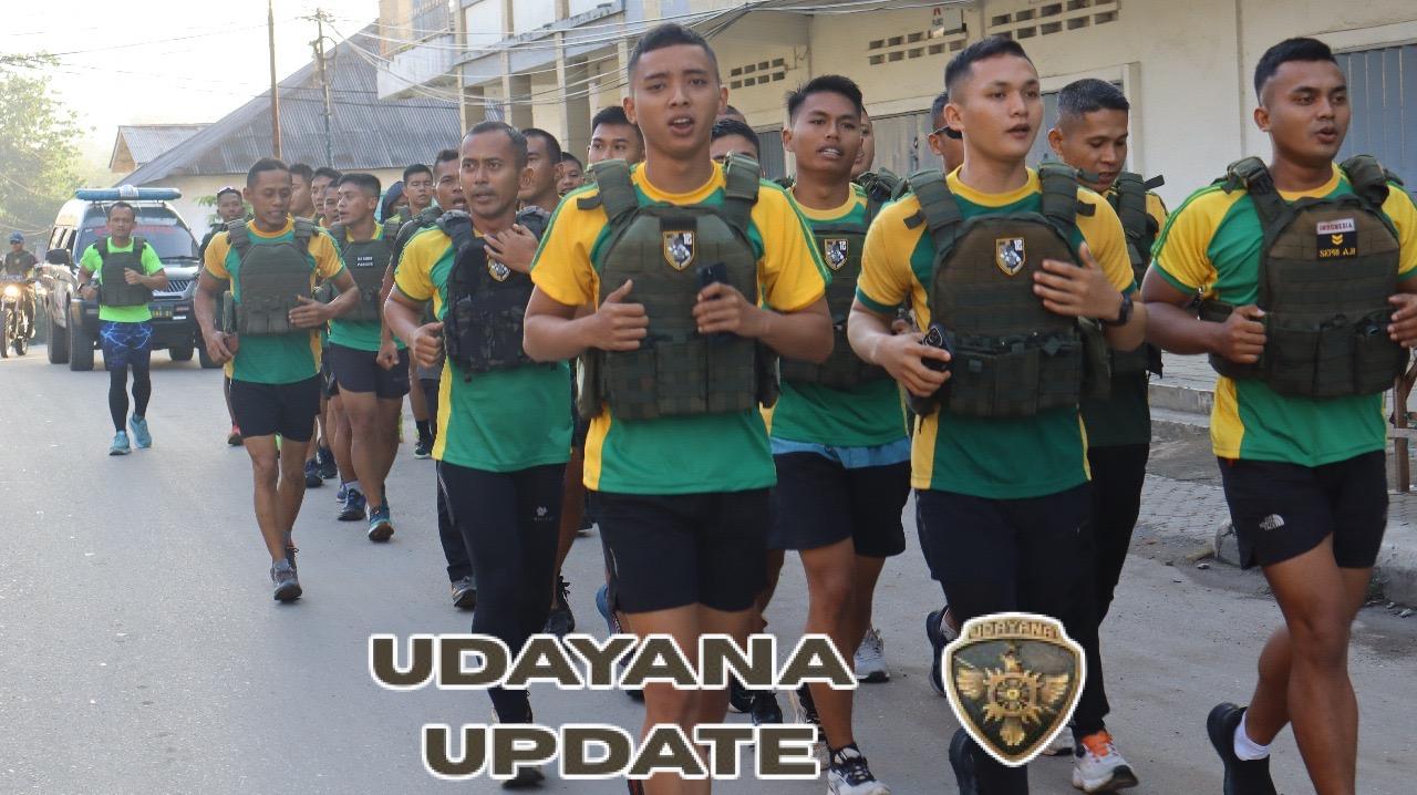 Satgas Makosatgas Kibarkan Semangat, Lari Pagi 5 Km dengan Bodyvest di Atambua