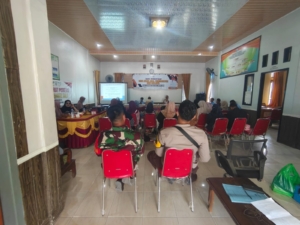 Babinsa Hadiri Rapat Pembentukan Desa Siaga AIDS, Tuberkulosis, dan Malaria di Seminar Salit