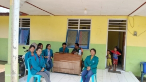 Babinsa Koramil 1618-04/Bisel Fasilitasi Mahasiswa Unimor Kumpulkan Data Lapangan