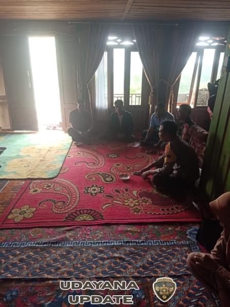 Babinsa Rarak Rongis Fasilitasi Mediasi Penertiban Hewan Ternak untuk Jaga Ketertiban Lingkungan