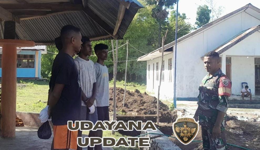 Babinsa Koramil 1618-04/Bisel Gelar Monitoring Wilayah dan Komsos Bersama Pemuda Desa Pantae