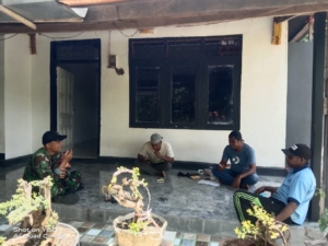 Babinsa Kodim 1602-01/Ende Tingkatkan Keamanan dan Sinergi Bersama Masyarakat Desa Ondorea