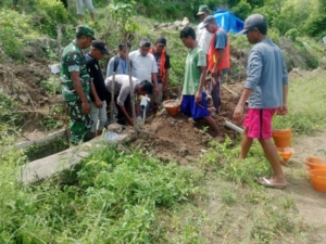 Babinsa Ntonggu Hadiri Peletakan Batu Pertama Irigasi P3A di Palibelo