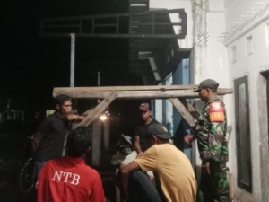 Babinsa Lanci Jaya Gelar Kongkow dan Patroli Malam Jaga Kamtibmas