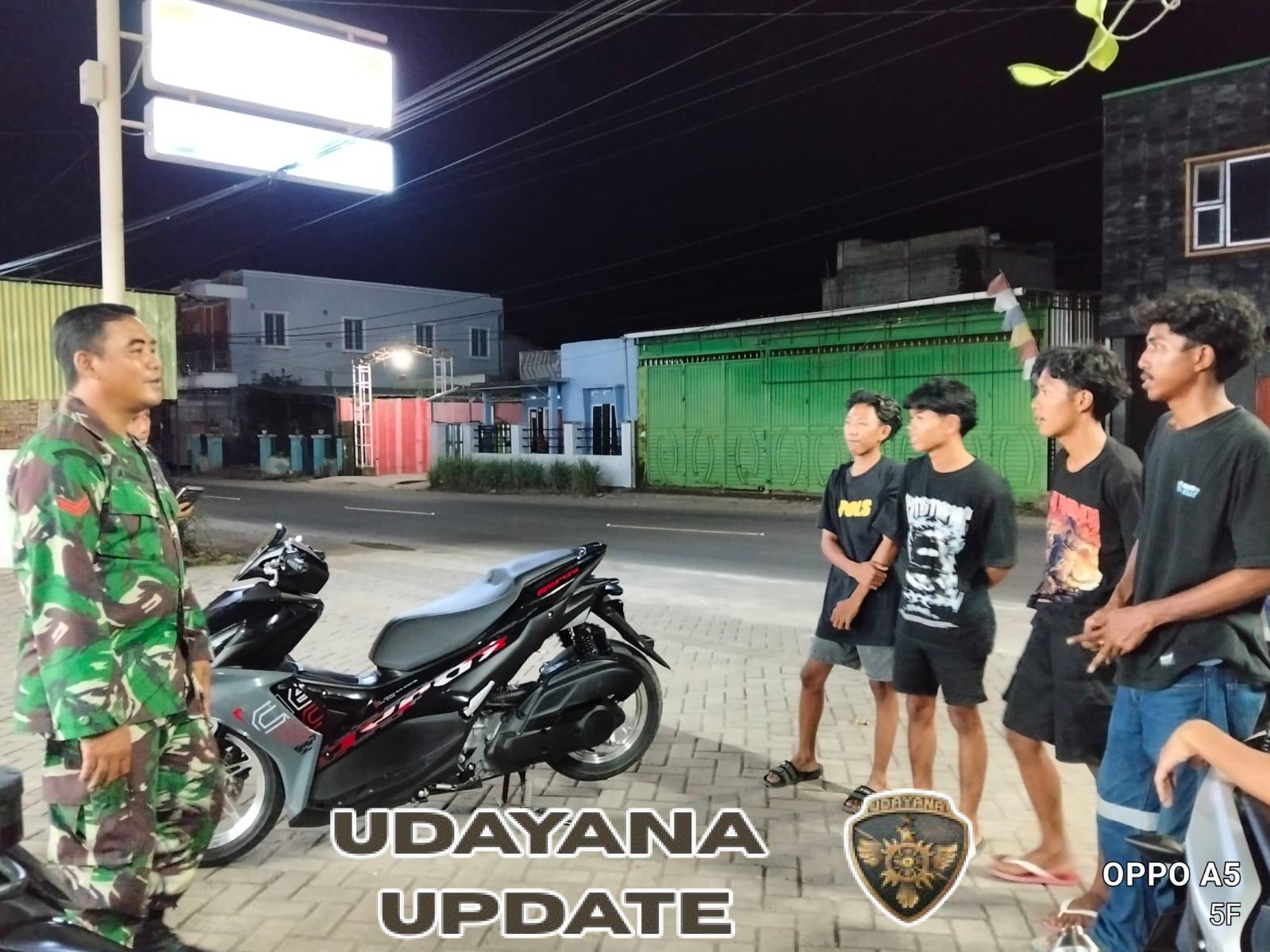 Piket Koramil 1628-03/Seteluk Gelar Patroli Malam Jaga Stabilitas Keamanan Wilayah