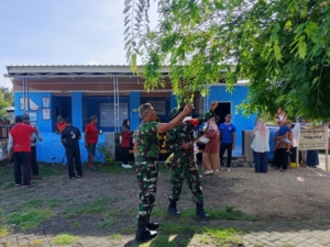 Danramil Bersama Babinsa dan Forkompincam Gotong Royong Siapkan Posyandu Desa Belo untuk Lomba Tingkat Provinsi