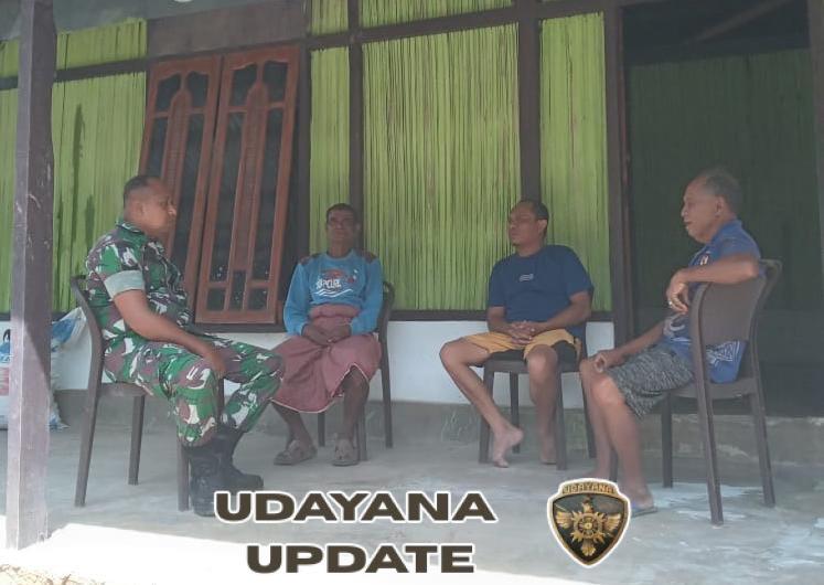 Babinsa Sertu Efrem Diakon Fit Ajak Warga Taunbaen Siapkan Lahan Tanam Sambut Musim Hujan