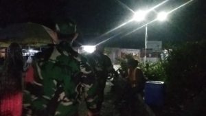 Babinsa Kotaraja Gelar Patroli Malam Jaga Kondusifitas Wilayah Sikur