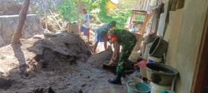 Babinsa Koramil 1602-01/Ende Tingkatkan Kamtibmas Lewat Komsos di Desa Nanganesa