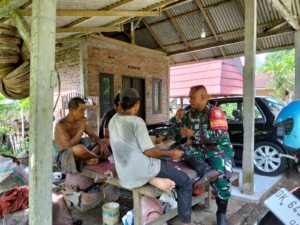 Babinsa Kaliakah Respons Cepat Mediasi Warga, Atasi Masalah Ternak Sapi Liar dengan Solusi Damai