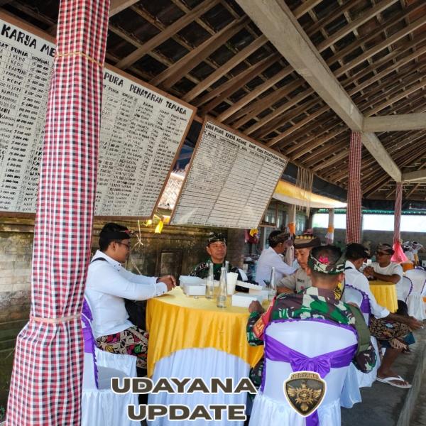 Danramil 1623-04/Sidemen hadir ditengah-tengah masyarakat dalam kegiatan upacara keagamaan.