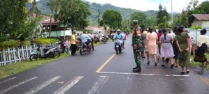 Babinsa Koramil 1602-02/Wolowaru Laksanakan Komsos dan Pamwil di Paroki St. Maria Watuneso