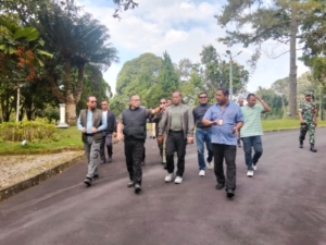 Pantau Kondisi Wilayah, Pangdam IX/Udayana Disambut Dandim 1616/Gianyar di Istana Kepresidenan Tampaksiring