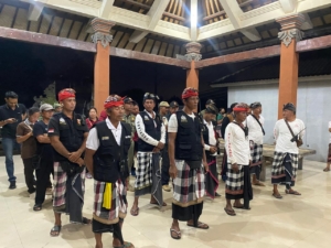 Wujudkan Tertib Administrasi, Babinsa Blahbatuh Kawal Pengawasan Penduduk Non Permanen