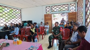 Dukung Pemberdayaan Ekonomi Desa, Babinsa -01/Alok Ikuti Evaluasi BUMDes di Magepanda