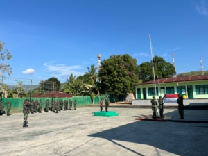 Upacara Mingguan Jadi Momentum  Peningkatan Tanggung Jawab Prajurit Kodim 1622/Alor