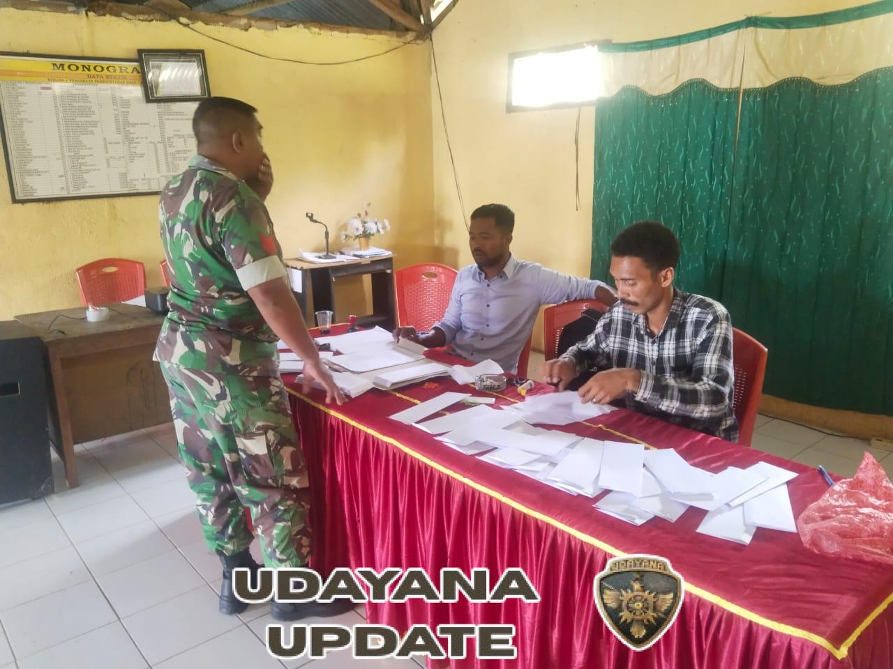 Babinsa Koramil 1602-03/Detusoko Laksanakan Komsos dan Pemantauan Wilayah di Desa Nggumbelaka