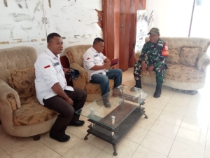 Babinsa Ende Timur Tingkatkan Kamtibmas Melalui Komsos dan Pamwil di Kelurahan Mautapaga