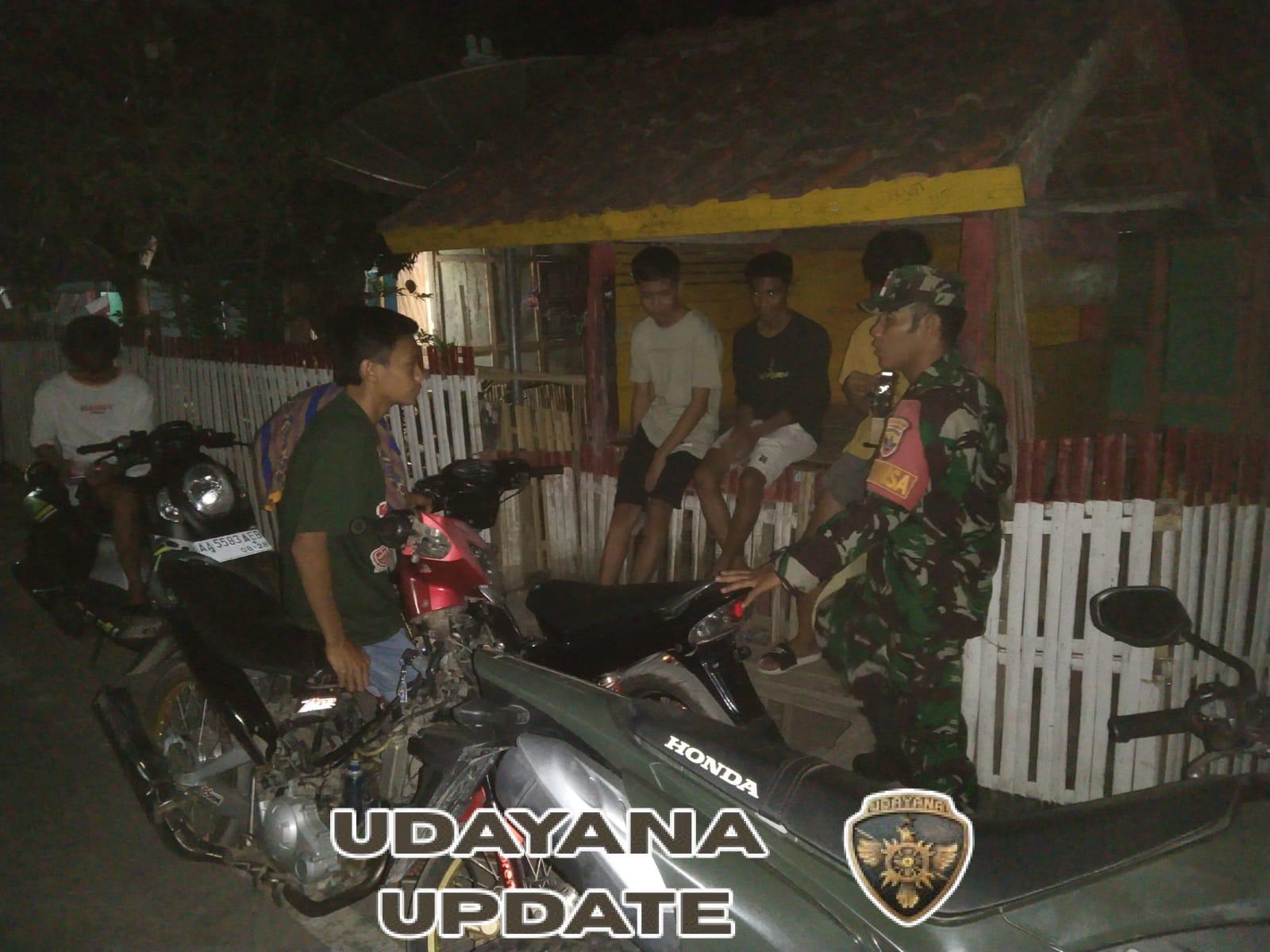 Babinsa Sambane Ajak Warga Selesaikan Permasalahan Secara Kekeluargaan