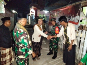 Serka Maskur Pimpin Patroli Siskamling di Kecamatan Sape dan Lambu