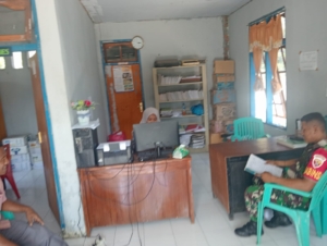 Babinsa Koramil 1602-04/Maurole Laksanakan Pul Data dan Pamwil di Desa Niranusa