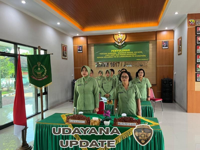 Ketua Persit Jembrana Ny. Vira Gafur Thalib Pimpin Penyuluhan Bahaya Sosial untuk Perkuat Ketahanan Keluarga TNI