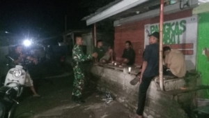 Babinsa Kandai Satu Ajak Pemuda Jaga Kekompakan dan Kamtibmas