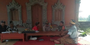 Babinsa Sukasada Hadiri Rapat Rutin dan Pemilihan Ketua Subak Yeh Lawas