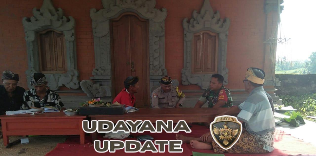 Babinsa Sukasada Hadiri Rapat Rutin dan Pemilihan Ketua Subak Yeh Lawas