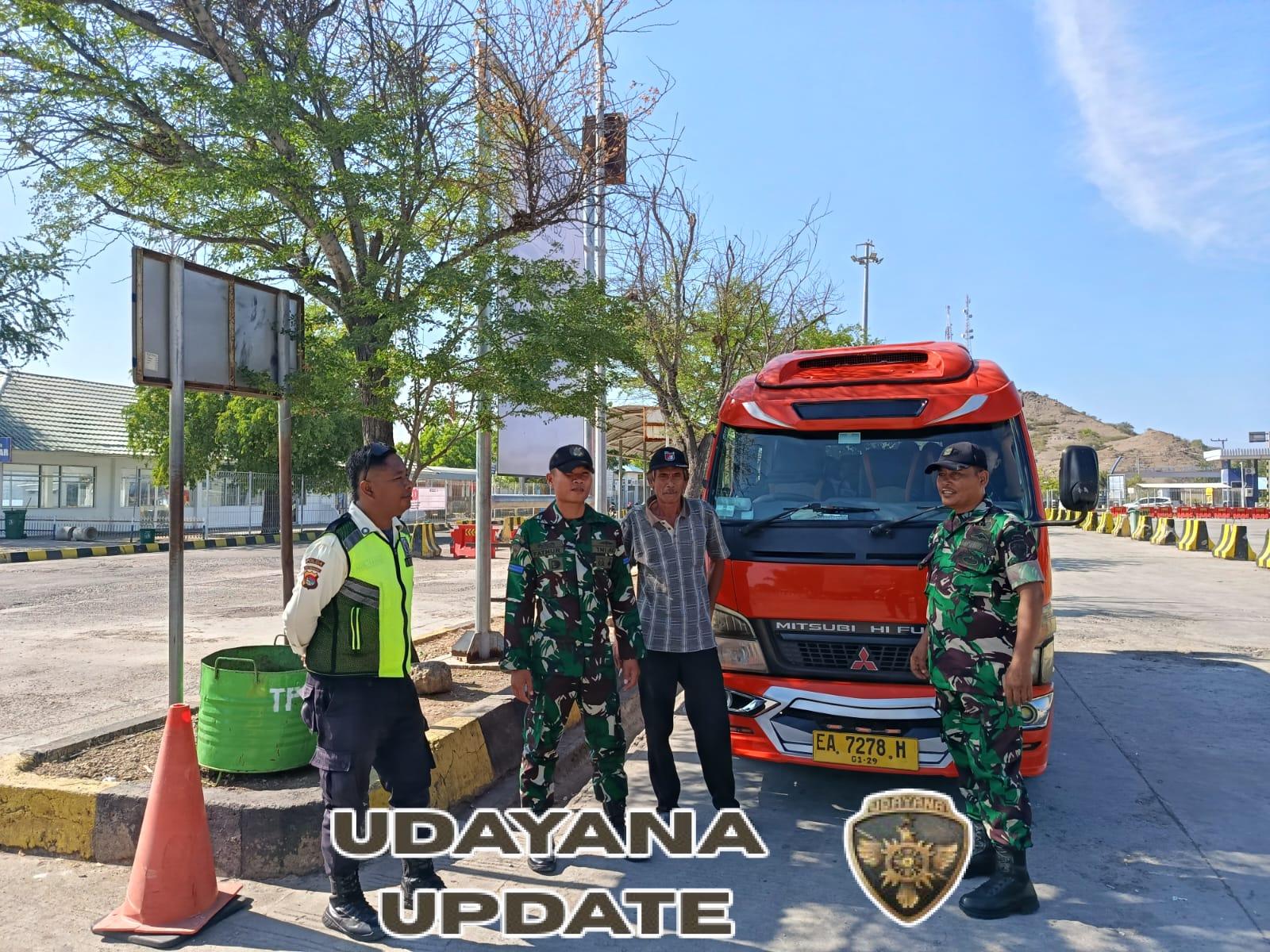 Babinsa Desa Kokarlian Laksanakan Pengamanan di Pelabuhan Penyeberangan Poto Tano