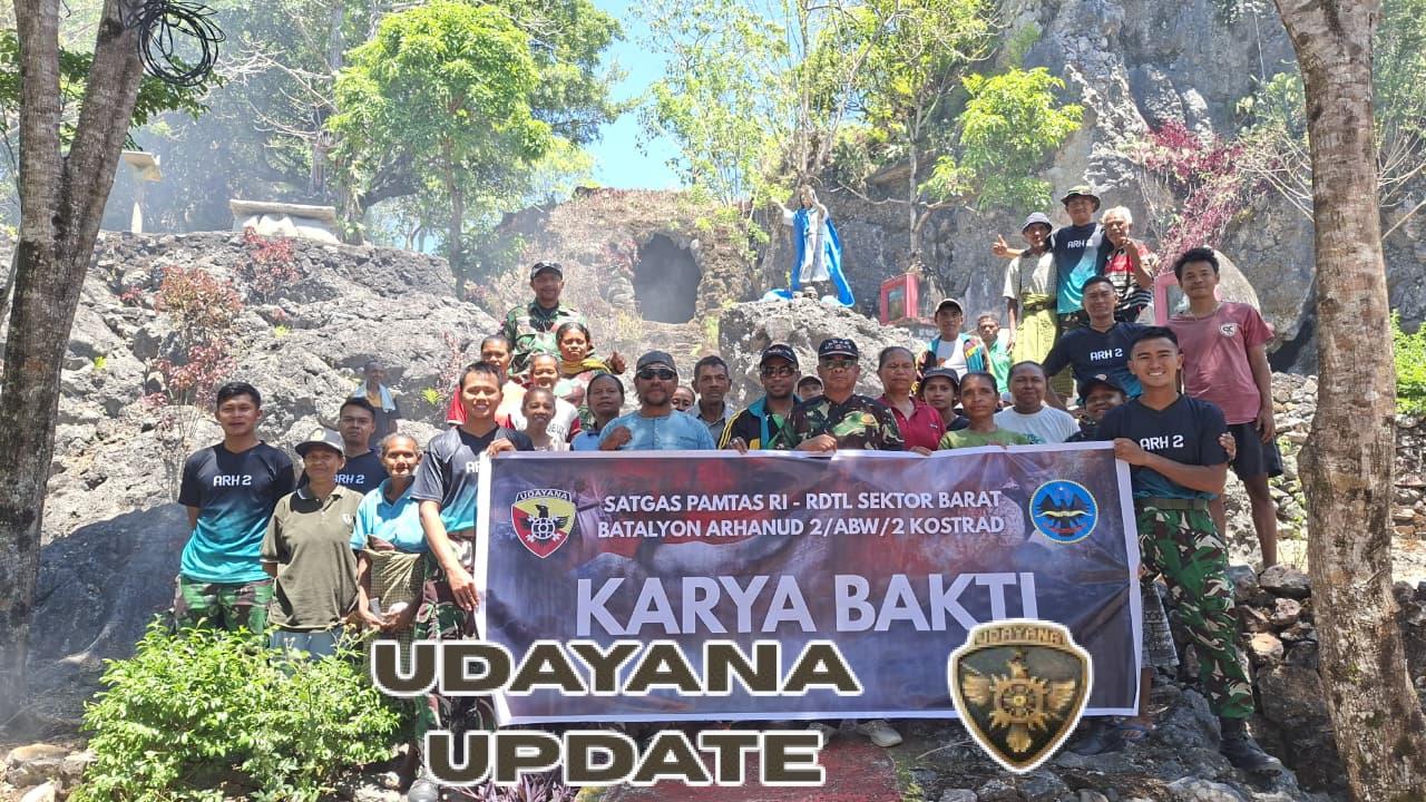 Wujud Kebersamaan, Satgas Pamtas Yonarhanud 2 Kostrad Adakan Karya Bakti di Goa Maria Eban