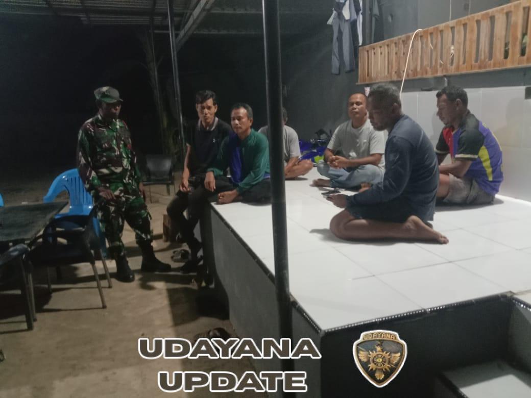 Babinsa Koramil 1608-06/Wawo Gelar Patroli Malam Demi Keamanan Desa
