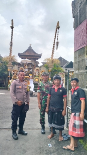 Babinsa Koramil 1626-04/Kintamani Hadiri Undangan di Merajan Alit Puri Agung Catur