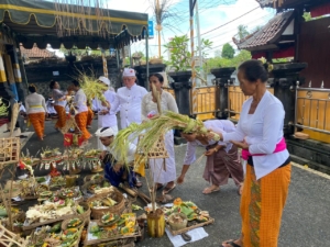 Danramil Banjarangkan Kerahkan Babinsa Kawal Upacara Keagamaan