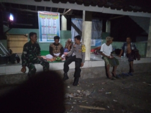 Babinsa Kalijaga Selatan Ajak Warga Aktif Jaga Kebersihan dan Keamanan Desa