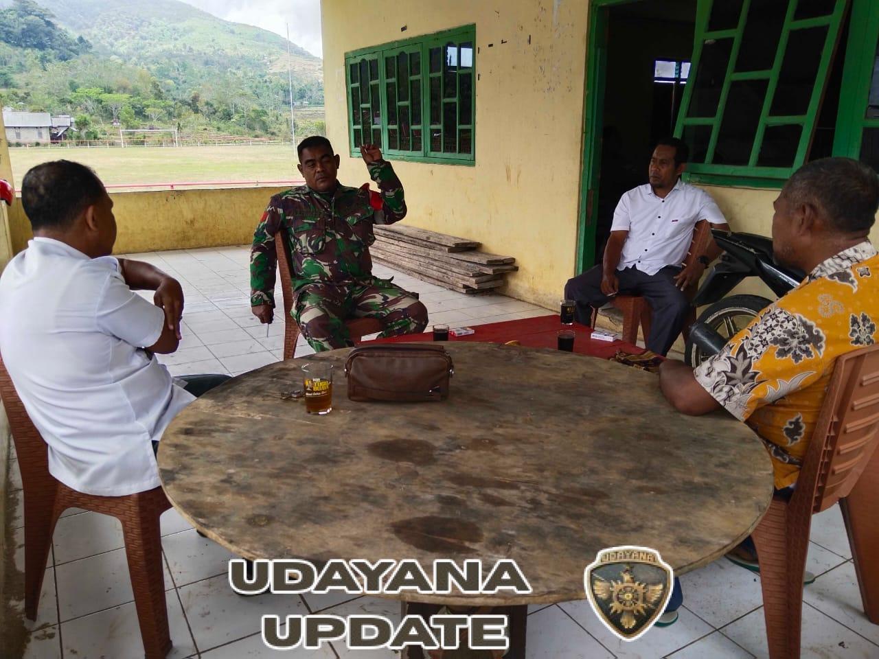 Babinsa Koramil 1602-03/Detusoko Laksanakan Komsos dan Pemantauan Wilayah di Desa Wologai Timur