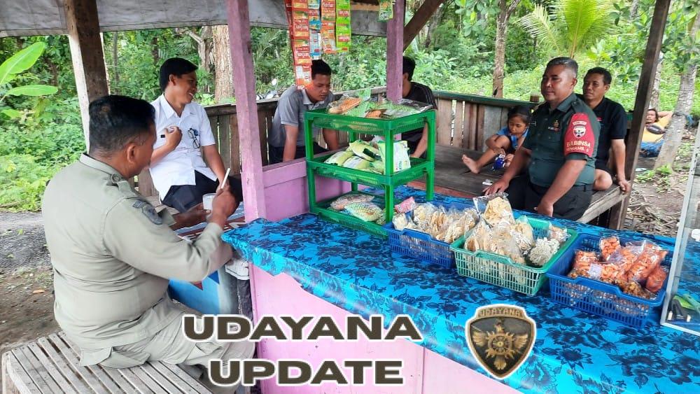 Babinsa Desa Melaya Perkuat Hubungan dengan Warga Lewat Komsos di Banjar Pangkungdedari