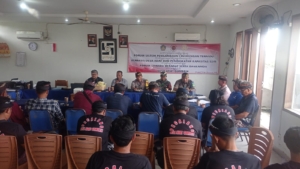 Babinsa Gumbrih Beri Pembekalan Tugas, Perkuat Sinergi TNI-Polri dan Pecalang dalam Pengamanan Adat