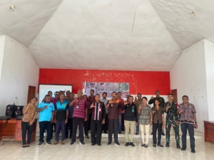 Sosialisasi Hukum Adat di Nagawutung: Babinsa Tekankan Pentingnya Kearifan Lokal