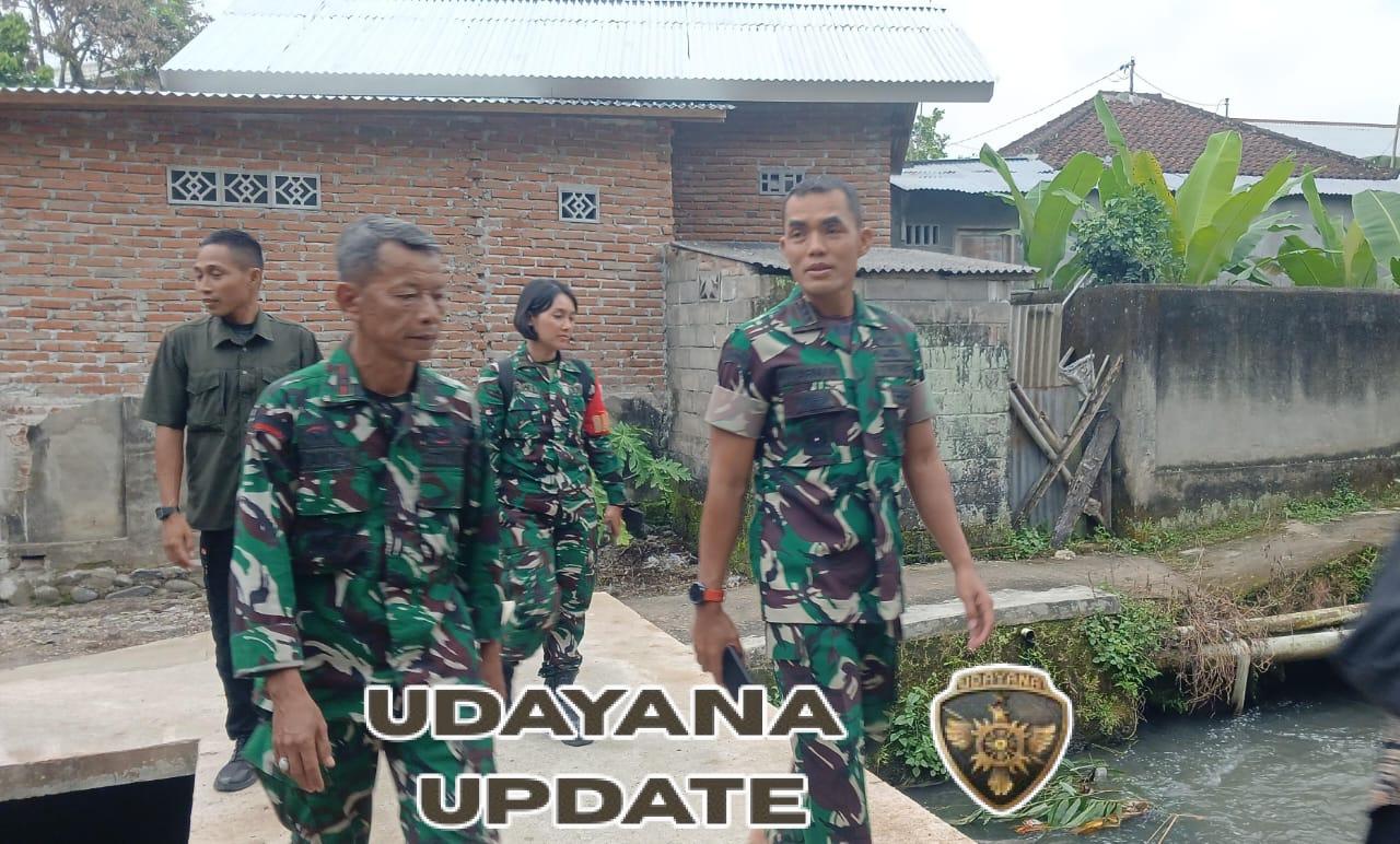 Babinsa Perempuan Pertama Dampingi Dandim Jenguk Istri Anggota Sakit