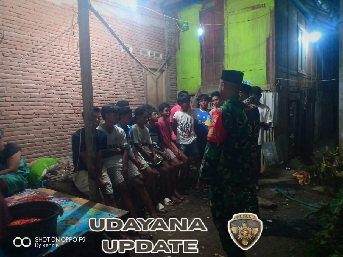 Patroli Siskamling di Desa Rai Oi Jaga Keamanan Wilayah Sape