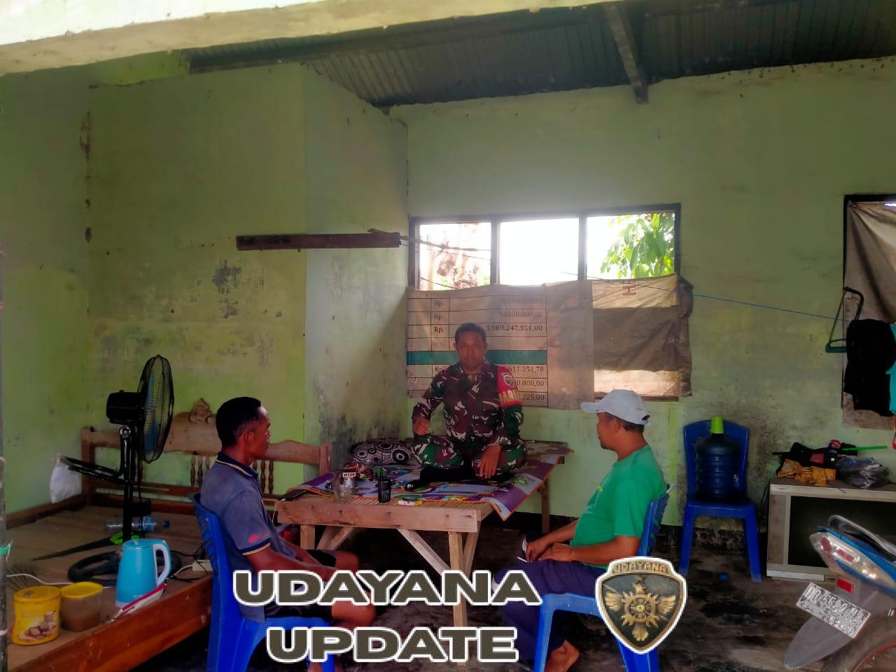 Babinsa Desa Dasan Anyar Serda Yakub Gelar Patroli dan Komsos Jaga Kondusivitas Wilayah