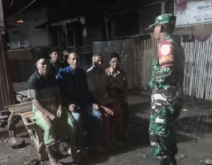 Babinsa Koramil Monta Aktifkan Patroli Malam Jaga Keamanan Desa Binaan