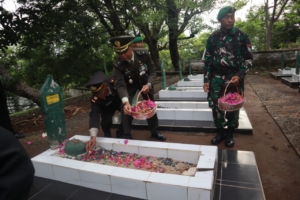 Momentum Hari Pahlawan, Kasdim 1607/Sumbawa Ajak Teladani Semangat Juang Para Pahlawan