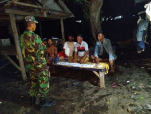 Babinsa Desa Beringin Jaya Imbau Nelayan Waspadai Cuaca Buruk