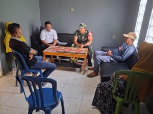 Kopka Fadhlil, Anggota Koramil 1628-01/Taliwang Sukses Mediasi Warga yang Berselisih di Desa Bangkat Monteh