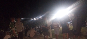 Babinsa Pijot Utara Giat Patroli Malam Jaga Kamtibmas di Dusun Gubuk Baru